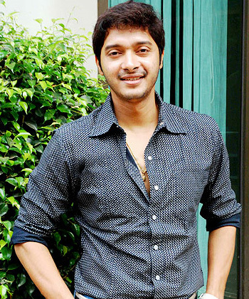  - Avi - Shreyas Talpade