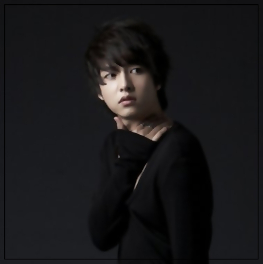 ;- M-a sunat Chang..si Hyo..unde iti e telefonul ?:|.haii..|o i-a de inchetura maini si pleaca|