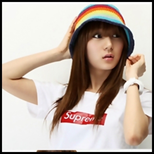 ~ Yaa! [ii da cu palma dupa cap] ... Chh..dai`le lui Yoseob..mi le da el[pleaca]