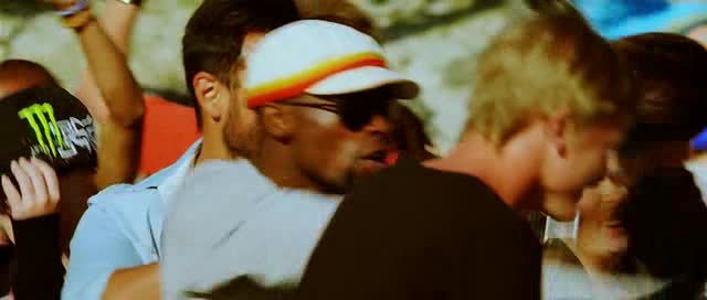 vlcsnap-00329 - Tumhi Ho Bandhu