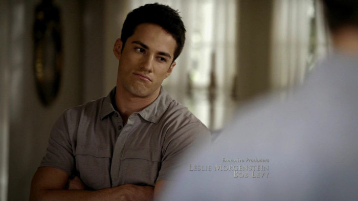 ;→ nu m`am gandith multh mi`a venith pe momenth= ]] shy nup thx nu vreau nimik= ]]]] - Episode - 04