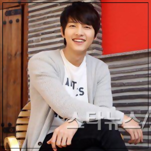 ;- Bine..:>.Sulli..ce alegi?:>