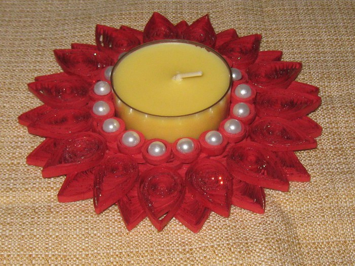 suport lumanare quilling - Ornamente pentru Craciun Quilling
