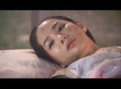 dar ea nu mai este(isi amintea ea)