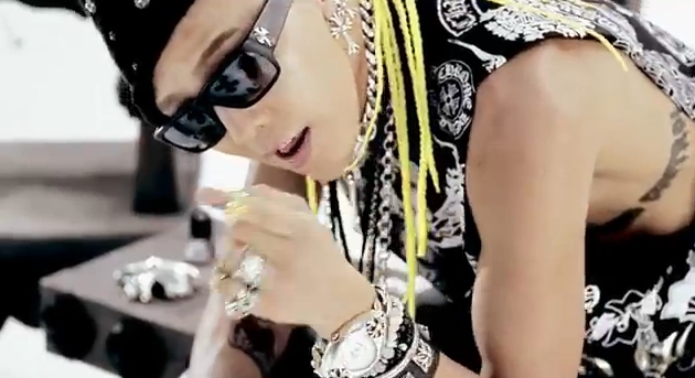  - G-Dragon - One of a kind