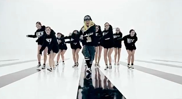  - G-Dragon - One of a kind