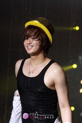 Heo Young Saeng