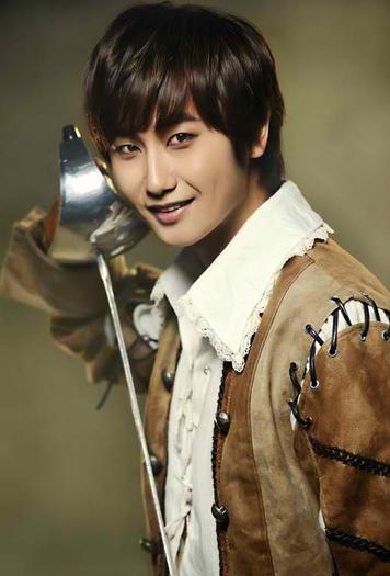 Heo Young Saeng