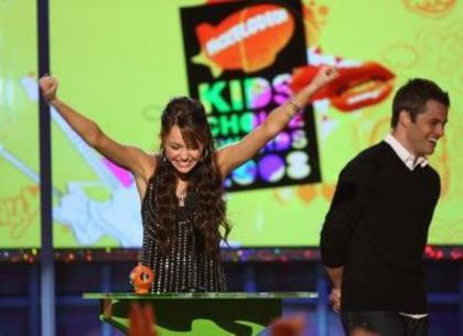 normal_3 - Kids Choice Awards 2008