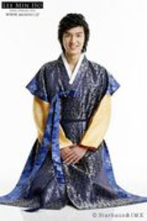 Lee min ho - coreeni vedete in hanbok