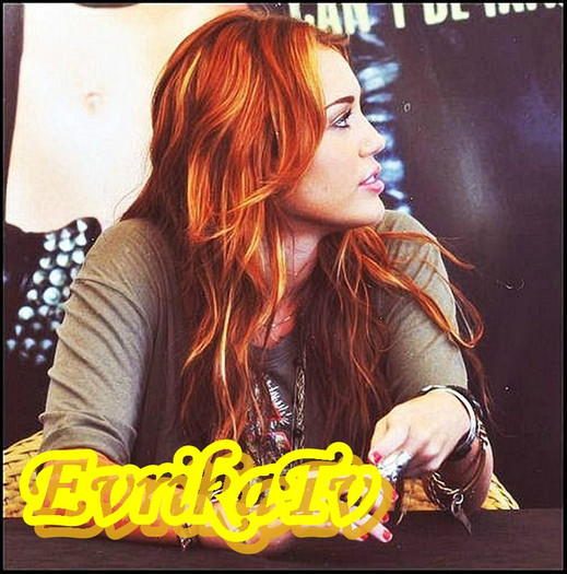 [reuseste sa fuga neobservata=;]