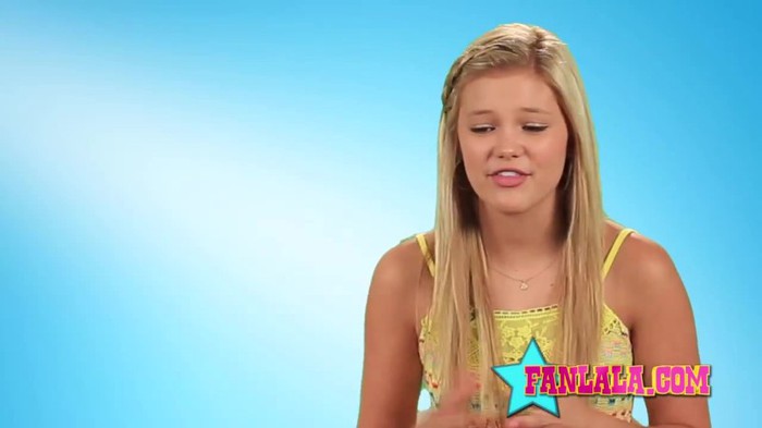 Olivia Holt and Kat McNamara talks Disney's Girl vs. Monster 1488