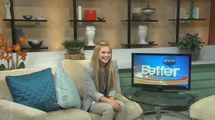 Saying Hello To Olivia Holt 128