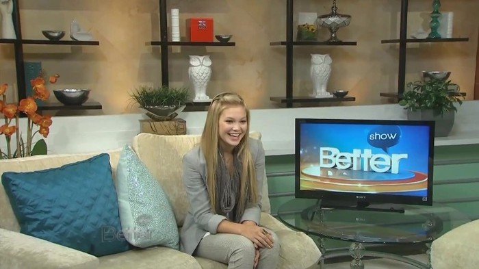 Saying Hello To Olivia Holt 144 Saying Hello To Olivia Holt 144