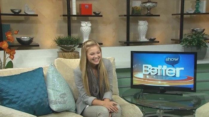 Saying Hello To Olivia Holt 175 Saying Hello To Olivia Holt 175