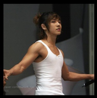 - Hay.. T.O.P. no mai tine fata in suspans :)))