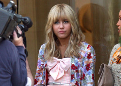 normal_1 (1) - On Set of the Hannah Montana Movie in Beverly Hills 2008