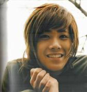  - Lee Hong Ki zambind