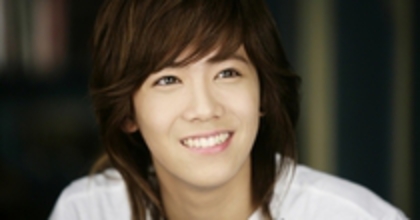  - Lee Hong Ki zambind