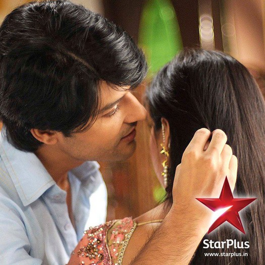 DEEPIKA9 - ANAS RASHID AND DEEPIKA SINGH