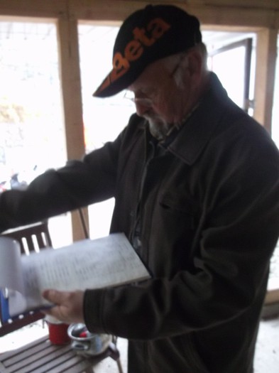 OMUL CU ACTELE - FERMA LUI NALAT FLORIN