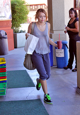 normal_9 - Shopping at Erewhon Natural Foods in Los Angeles 2010