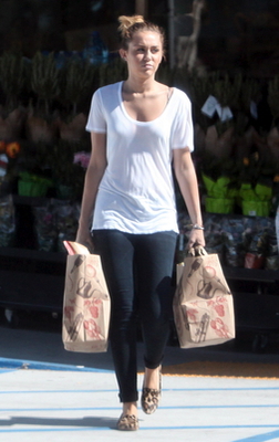 normal_51 - Shopping in Studio City 2011