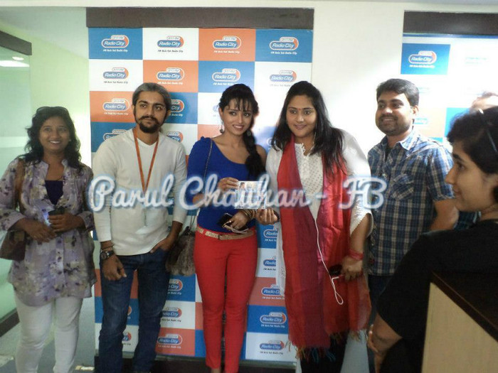 22288_395563200513605_114947343_n - PARUL CHAUHAN NEW