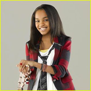 afla-cine-e-cu-adevarat-china-anne-mcclain - CHAINA ANNE MCLAIN