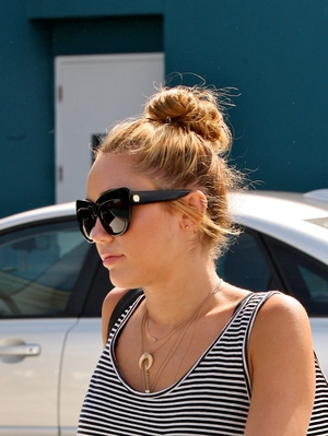normal_36 - Candids - Leaving Pilates in Los Angeles 2012