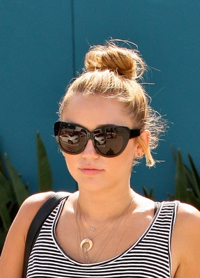 normal_38 - Candids - Leaving Pilates in Los Angeles 2012
