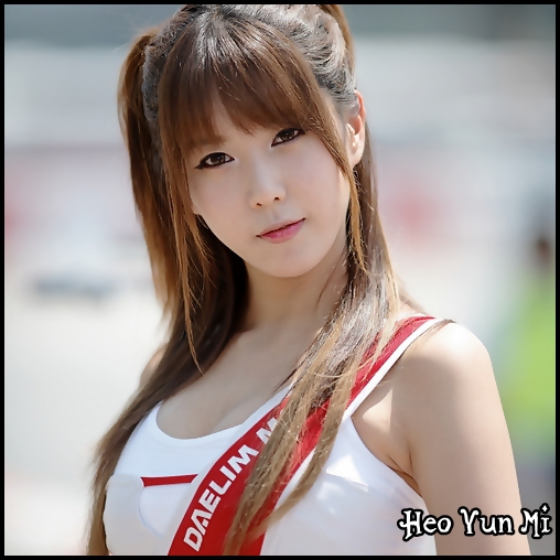 <> Buna .. si..Imi pare bine Joon, eu sunt Heo Yun Mi.