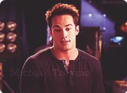 ;» ^ii ia telu^ mesaje de dragoste... ia sa vedem de la cnee= ]]]]