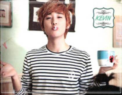  - Kevin u kiss