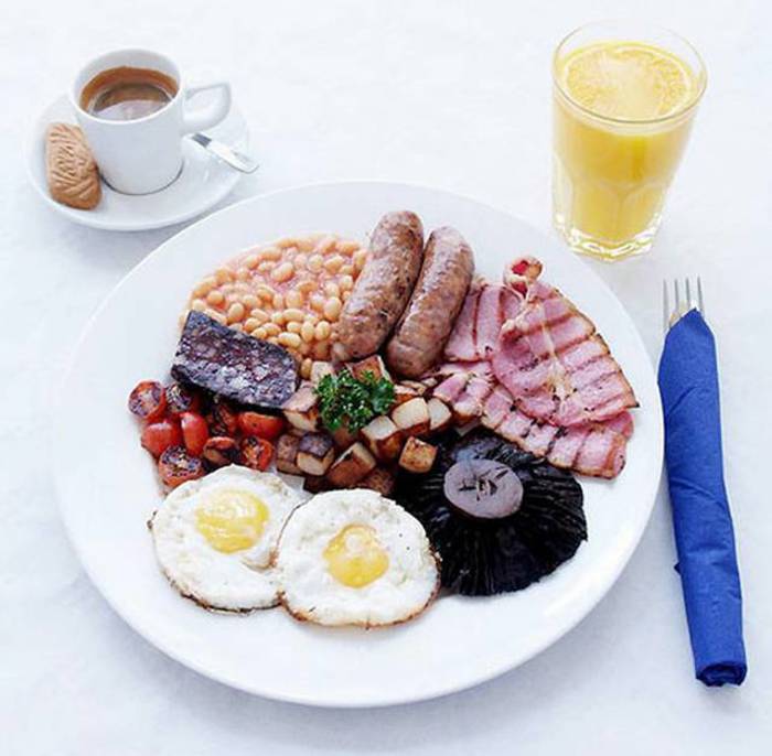 01 English breakfast - MICUL DEJUN IN LUME