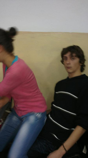 24102012238