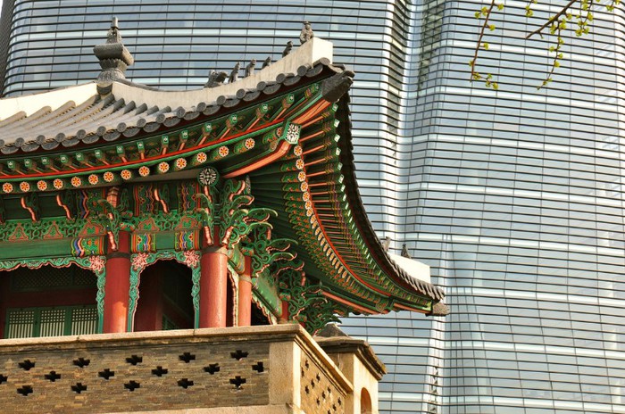 Rose,se pregati sa plece la scoala.Dar,devreme plecand.