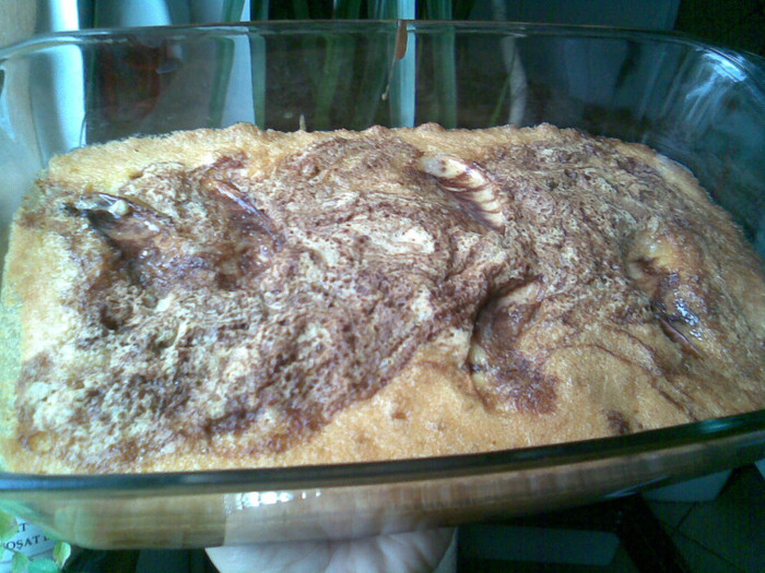 Tarta facuta noaptea, pozata dimineata