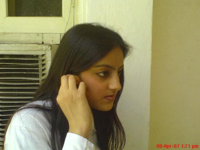 21 - Deepika Singh
