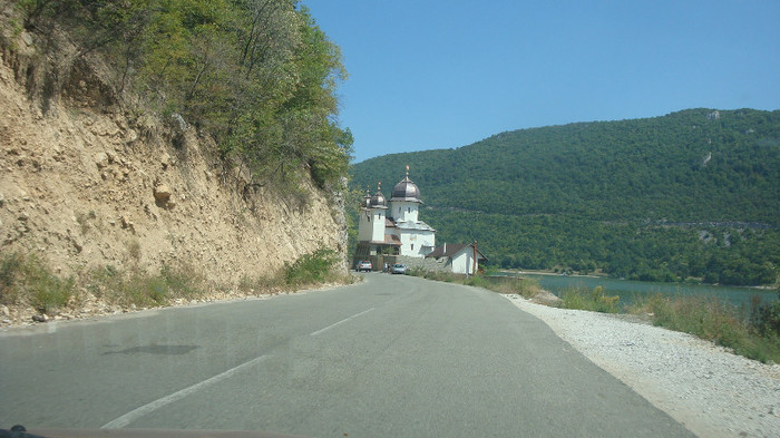 Mânăstirea Mraconia - Clisura Dunarii
