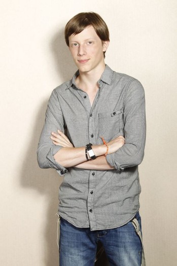 ● . Mihai Bubu Cernea as Bubu Grama :x