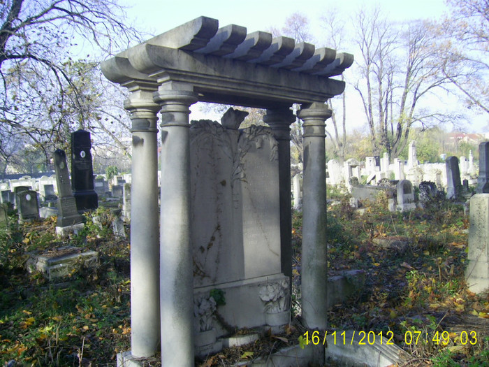 PIC_0092 - Cimitirul evreiesc de rit sefard