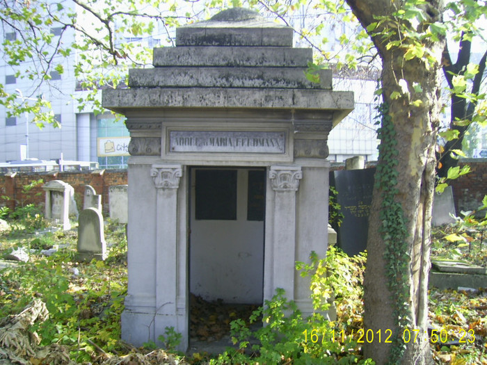 PIC_0099 - Cimitirul evreiesc de rit sefard