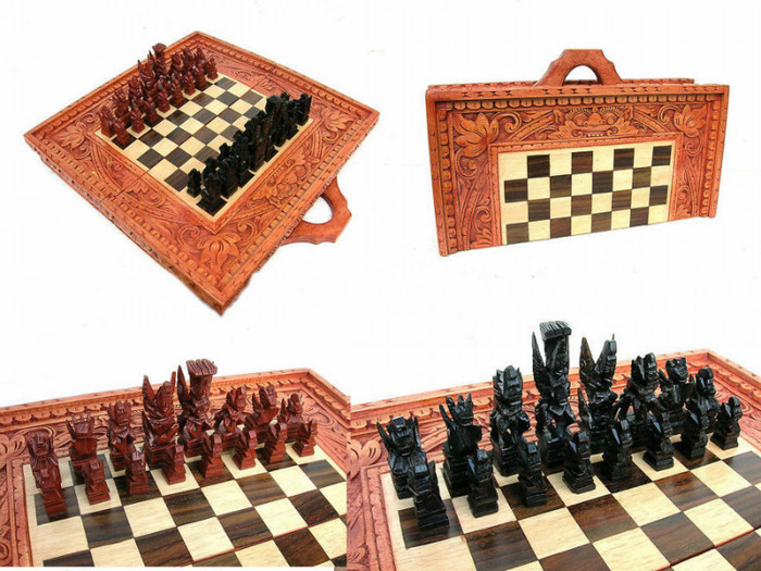 Sah indonezian sculptat in lemn exotic = 425 de lei