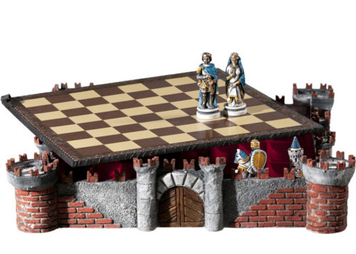 2. Set de sah Cavaleri templieri in castel_2 = 975 de lei