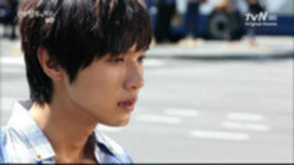 da este bine asa(si sters lacrimile)