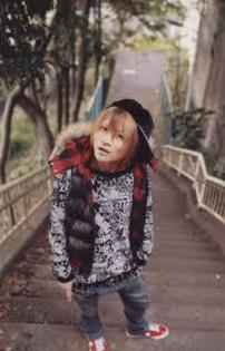 305463_272623499439282_1124347379_n