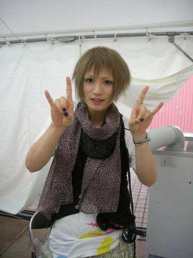 309450_266309390068978_197536793612905_857909_660128212_n