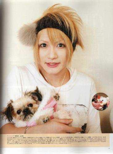 318334_266309886735595_441953221_n