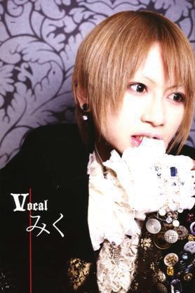 393831_341267245908240_270934709608161_1190487_147608759_n